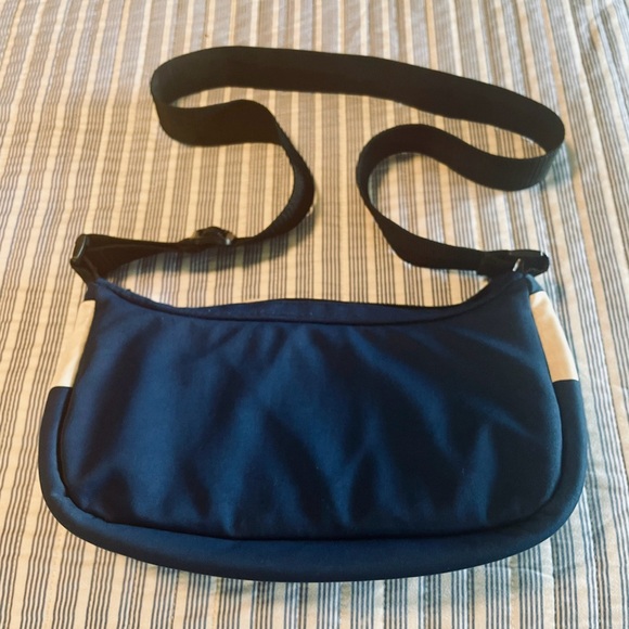 NHL Tampa Lightning Purse - Picture 4 of 7